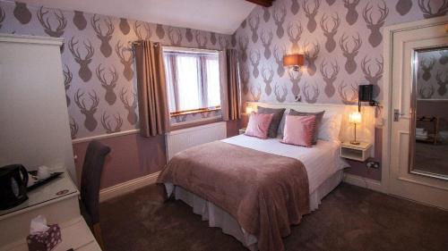 Leeming Wells - main image