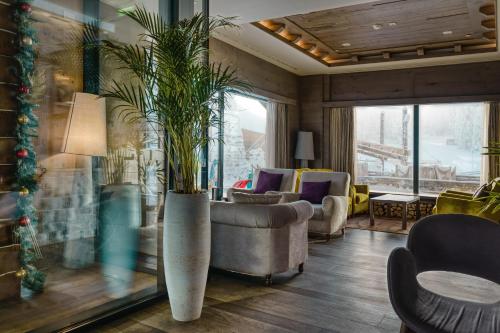 ล็อบบี้, Gorski Hotel & Spa in โคเปานิก