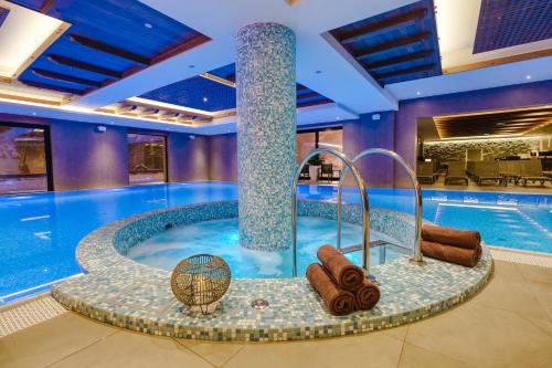 Peldbaseins, Gorski Hotel & Spa in Kopaonik