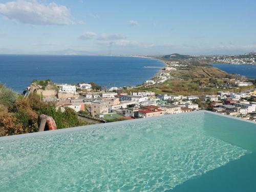 Lavinum in Monte Di Procida