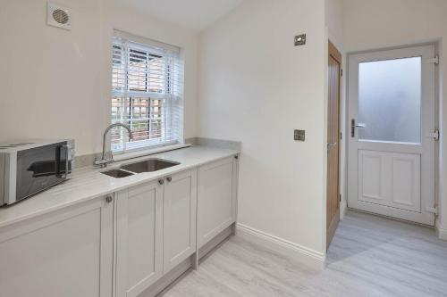 Host & Stay - Uggleby House in Briggswath
