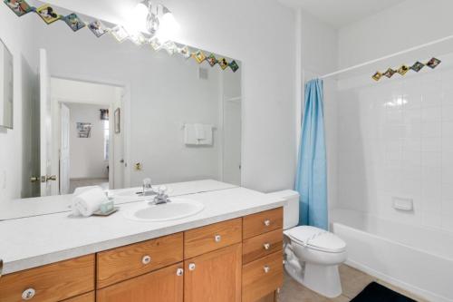 Amazing Resort 2 bed condo close to Disney condo - image 2