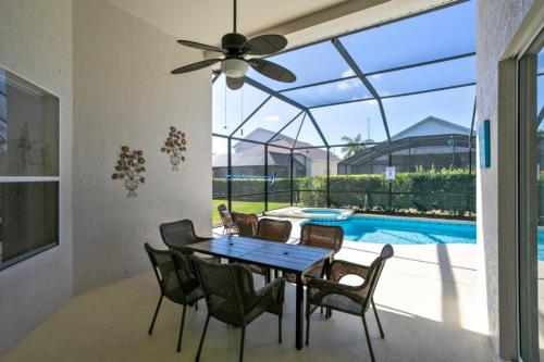 Superior Villa image 8