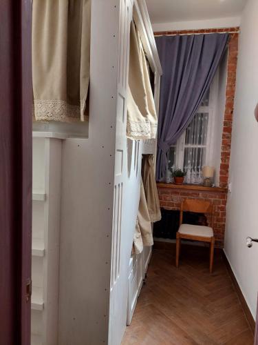 Два гуся хостел. Два гуся коломна гостиница. Арт хостел два гуся. Арт хостел два гуся. Хостел 2 гуся.