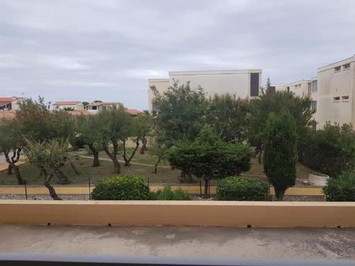 Studio cabine avec place de parking privee