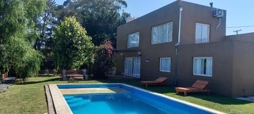. Barrio colinas verdes, Los Sauces Casa de Campo