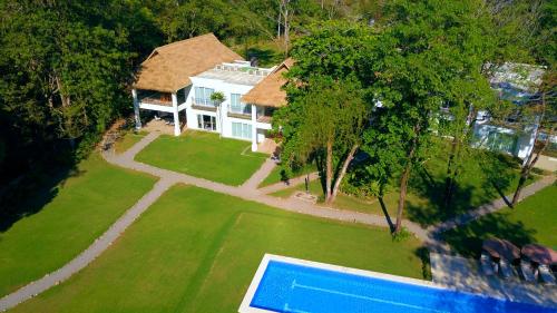 Holiday Home image 7
