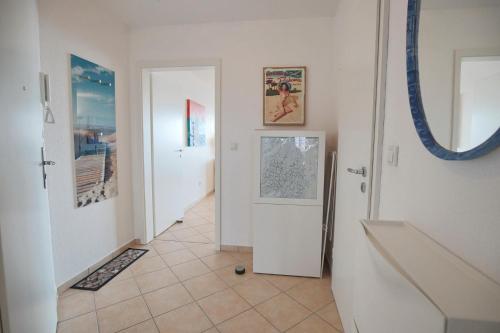Apartment with Sea View image 7