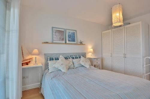 Apartment with Sea View image 6