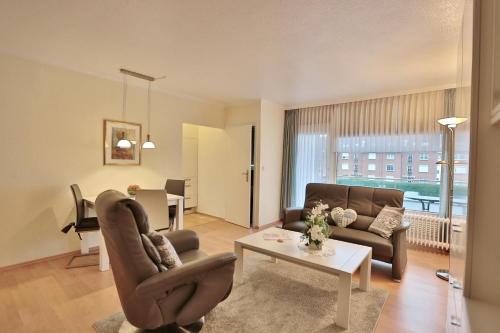 Apartment with Balcony image 10