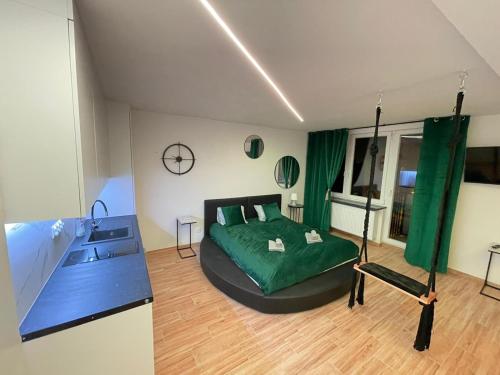 YOURAPART JACUZZI przy ZAMKU KRÓLEWSKIM, Varšava