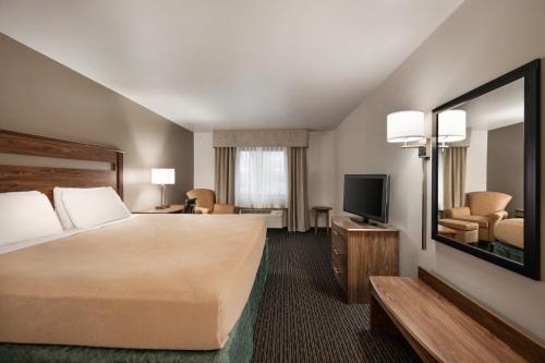 Baymont by Wyndham Buffalo - image 7