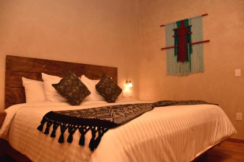 332677476 Hotel Junvay