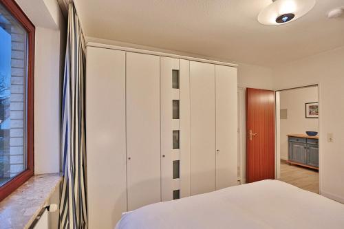 Apartment with Balcony image 3