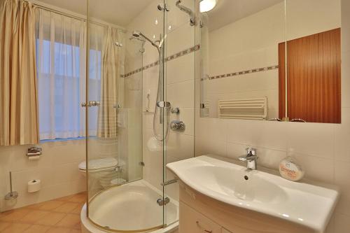 Apartment with Balcony image 2