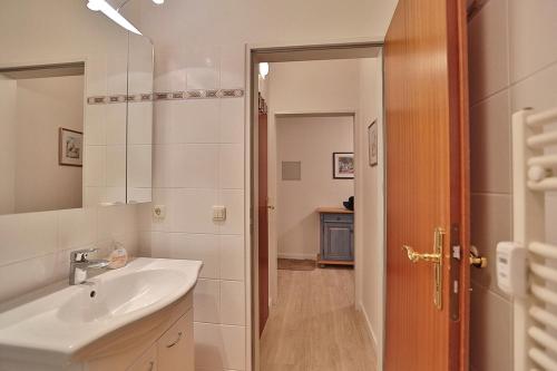 Apartment with Balcony image 1