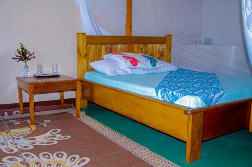 Mikoko Lodge & Cottages