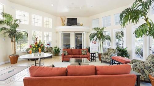 Three-Bedroom Apartment image 4
