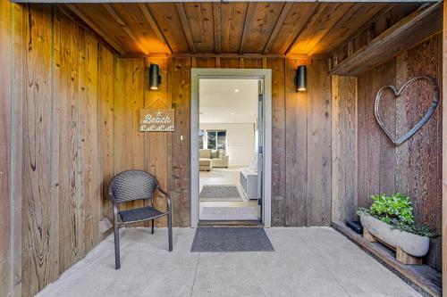 Stylish House with Ocean Views Hot Tub Game Room in Cleone (CA)