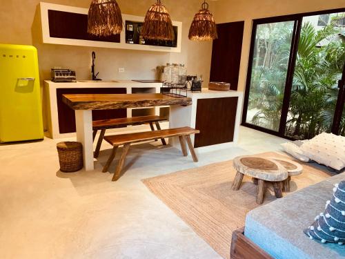 Vida Jungle Apart 1 with special fee to access Hotel Bardo in Tulum, Mexico