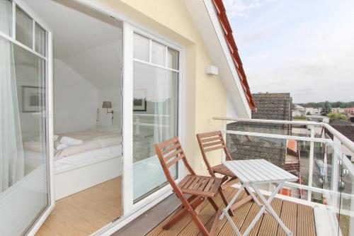 Apartment with Sea View image 8