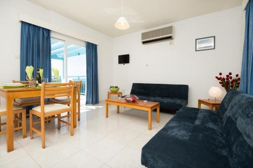 Sunny Hill Hotel Apartments - image 3