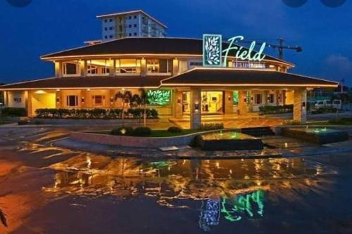 Field Residences 2