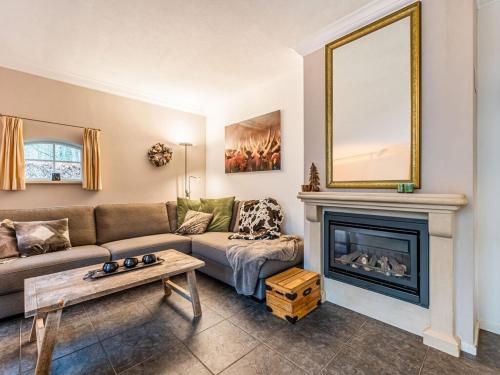  Snug holiday home in Winterswijk Meddo with a private garden in Winterswijk-Meddo