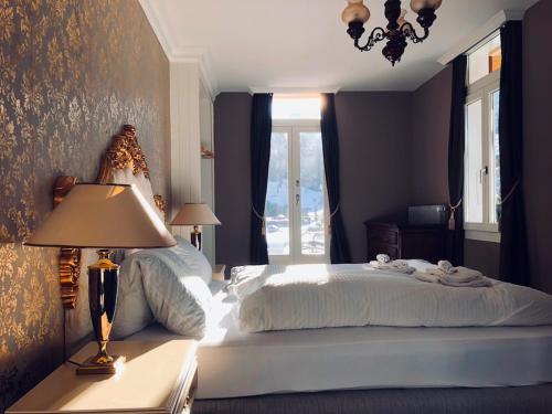 room detail thumbnail 1