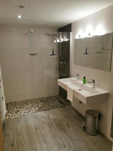 Premium Appartements Di Bora - image 10