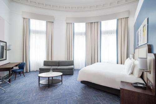 332760159 voco Grand Central Glasgow by IHG