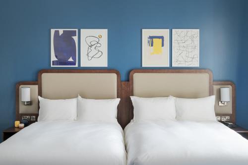 332760162 voco Grand Central Glasgow by IHG