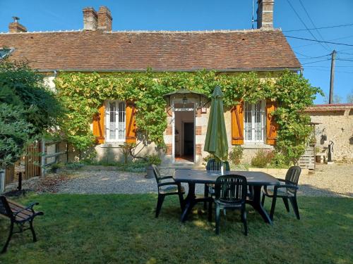 Villa Chuelles, 2 pièces, 2 personnes - FR-1-590-24 gîte à louer Les Gautrois