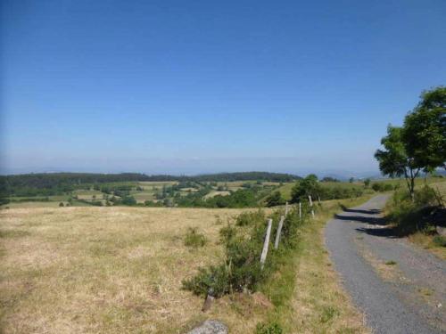 Gîte Freycenet-la-Tour, 3 pièces, 5 personnes - FR-1-582-277