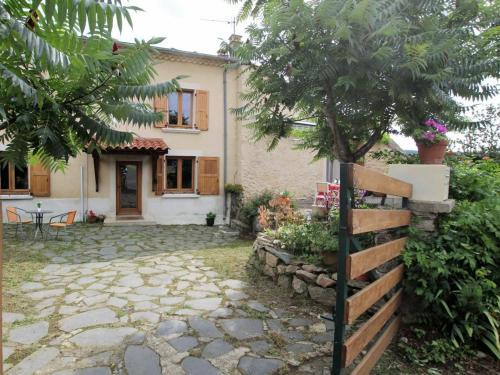 Gîte Saint-Privat-du-Dragon, 4 pièces, 6 personnes - FR-1-582-31 - Saint-Privat-du-Dragon