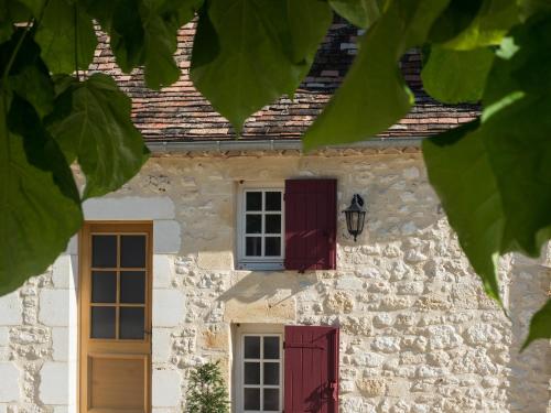 Cottage with Garden View