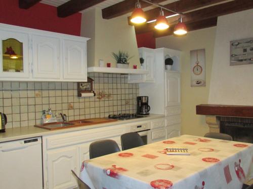 Gîte La Garnache 4 pièces 6 personnes - FR-1-426-438 - image 3