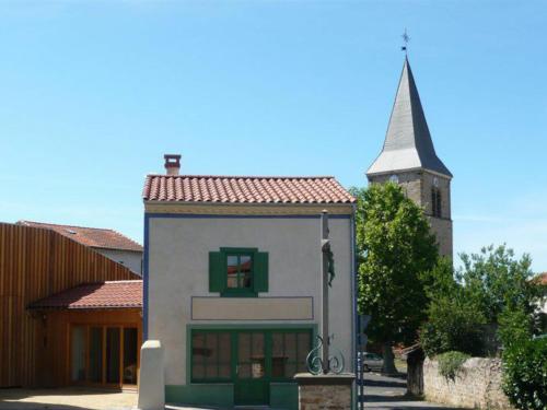 Gîte Saint-Beauzire, 3 pièces, 4 personnes - FR-1-582-9 gîte à louer Lorlanges