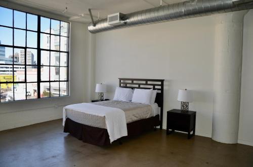 Los Angeles Fashion District 30 Days Stays - image 2