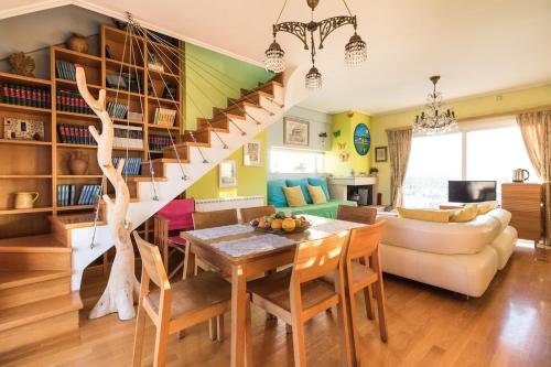  A Luxury Maisonette with Sea View in Piräus