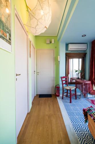  A Luxury Maisonette with Sea View in Piräus