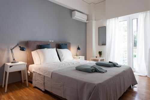2 bdrm apt for up to 6 guests next to Acropolis museum, Atény