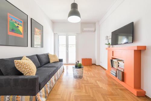 New Relaxed Central Apartment Walk Everywhere, Афины