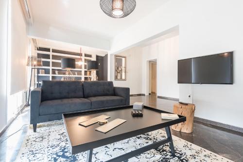 Traveler's Dream 4 brdm Renovated Penthouse, Athens