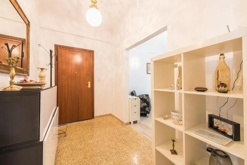 Fresh and Clean apt for 6 in Koukaki - image 4