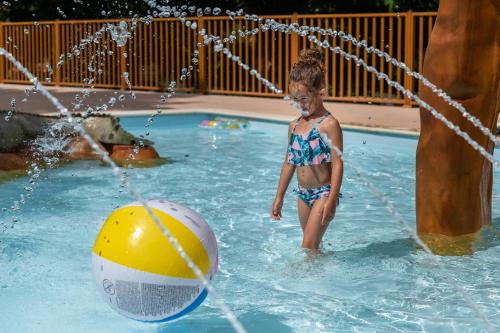 Camping Maeva Escapades Millau Plage **** - main image