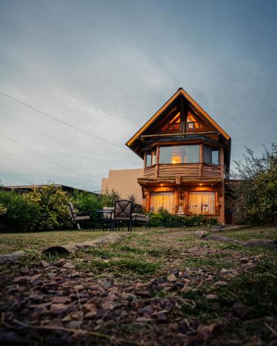2 bedrooms, 6 beds