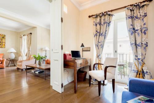Genteel Home Contratacion, Sevilla (Foto 4)