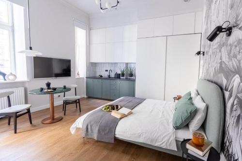 LION apartments - Premium STUDIO with balcony - Tap to explore photos