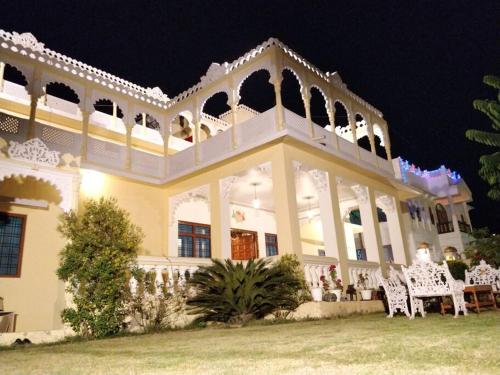 Himmat's Abode- Rajput family run, humble farm stay experience in the heart of Udaipur.
